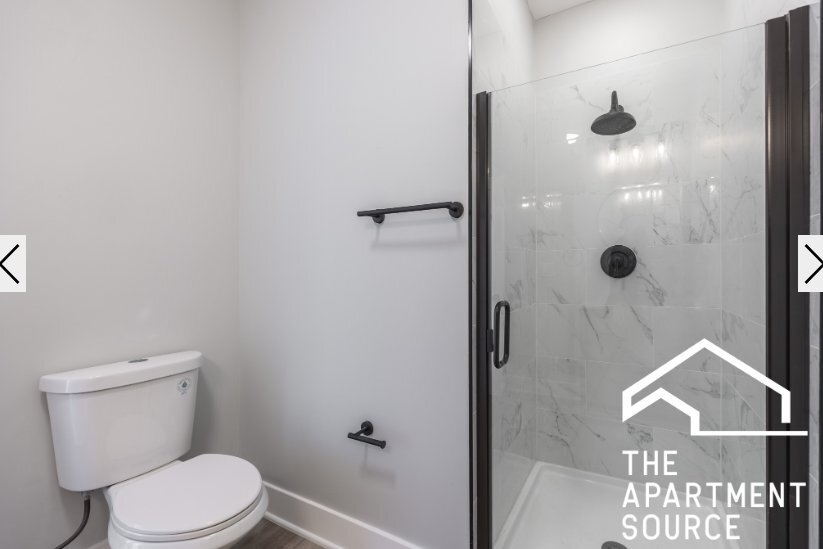 Building Photo - 6148 N Francisco Ave