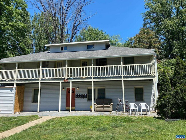 Building Photo - 104 Dunova Ct