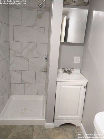 Building Photo - 30 Touro Ave