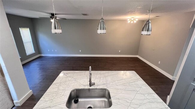 Building Photo - 6173 Apollos Corner Way