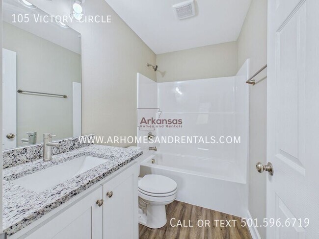 Building Photo - 105 Victory Cir