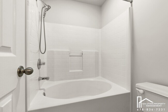 Building Photo - 3862 Guilderoy Ln