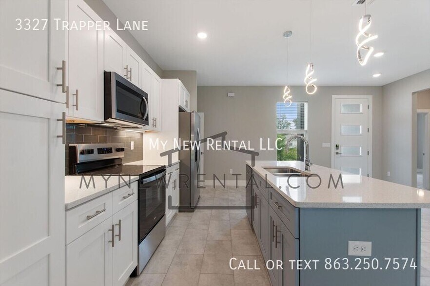 Building Photo - 3327 Trapper Ln