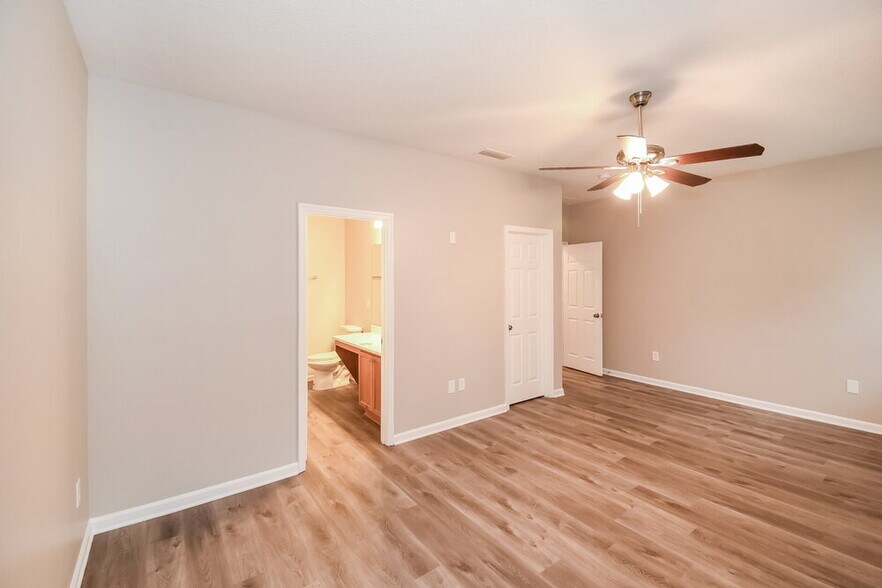 Building Photo - 1113 Coveyrise Ct