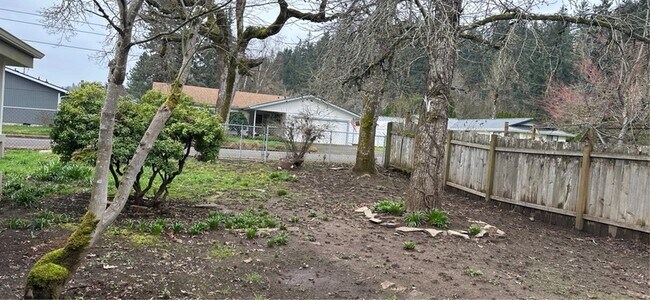 Building Photo - 938 Madison St