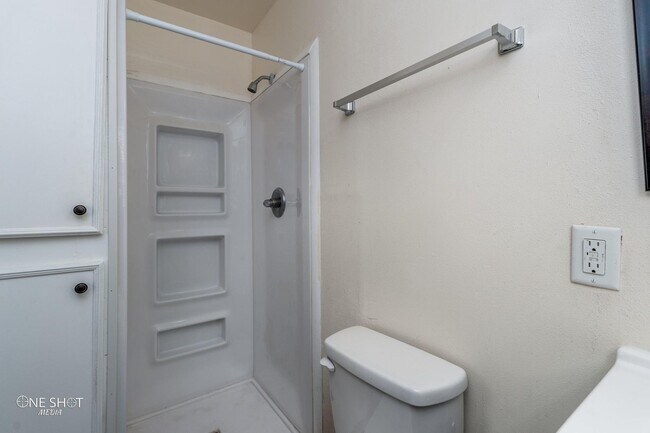 Building Photo - 3181 Sherry Ln