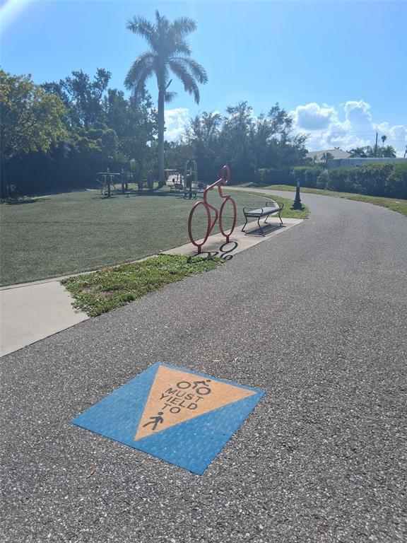 Building Photo - 216 Berry St