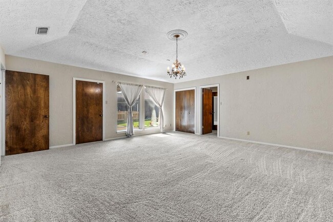 Building Photo - 4010 Paraguay Cir