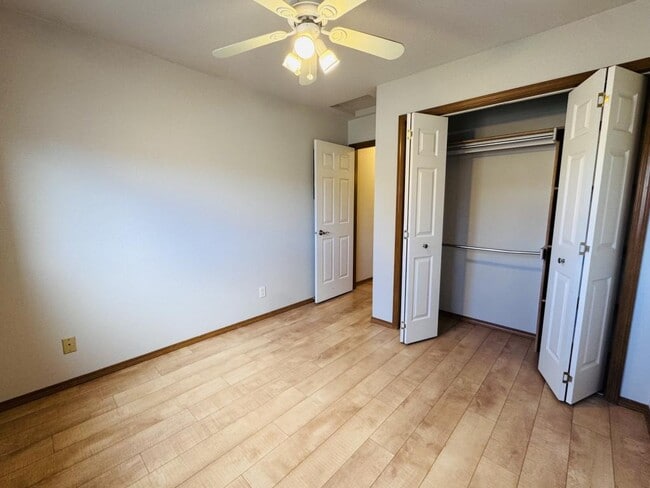 Building Photo - 2153 Alpine Dr