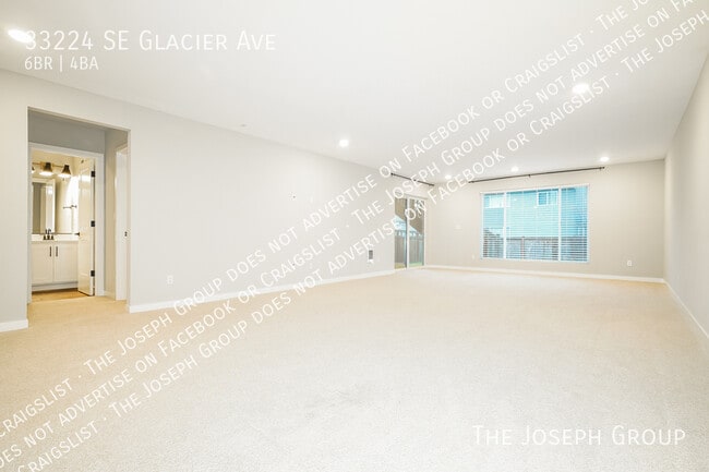 Building Photo - 33224 Glacier Ave SE