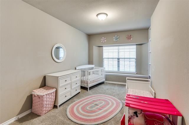 Building Photo - 3032 Larreta