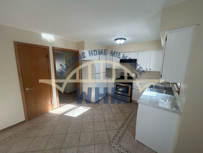 Building Photo - 6578 N 73rd St