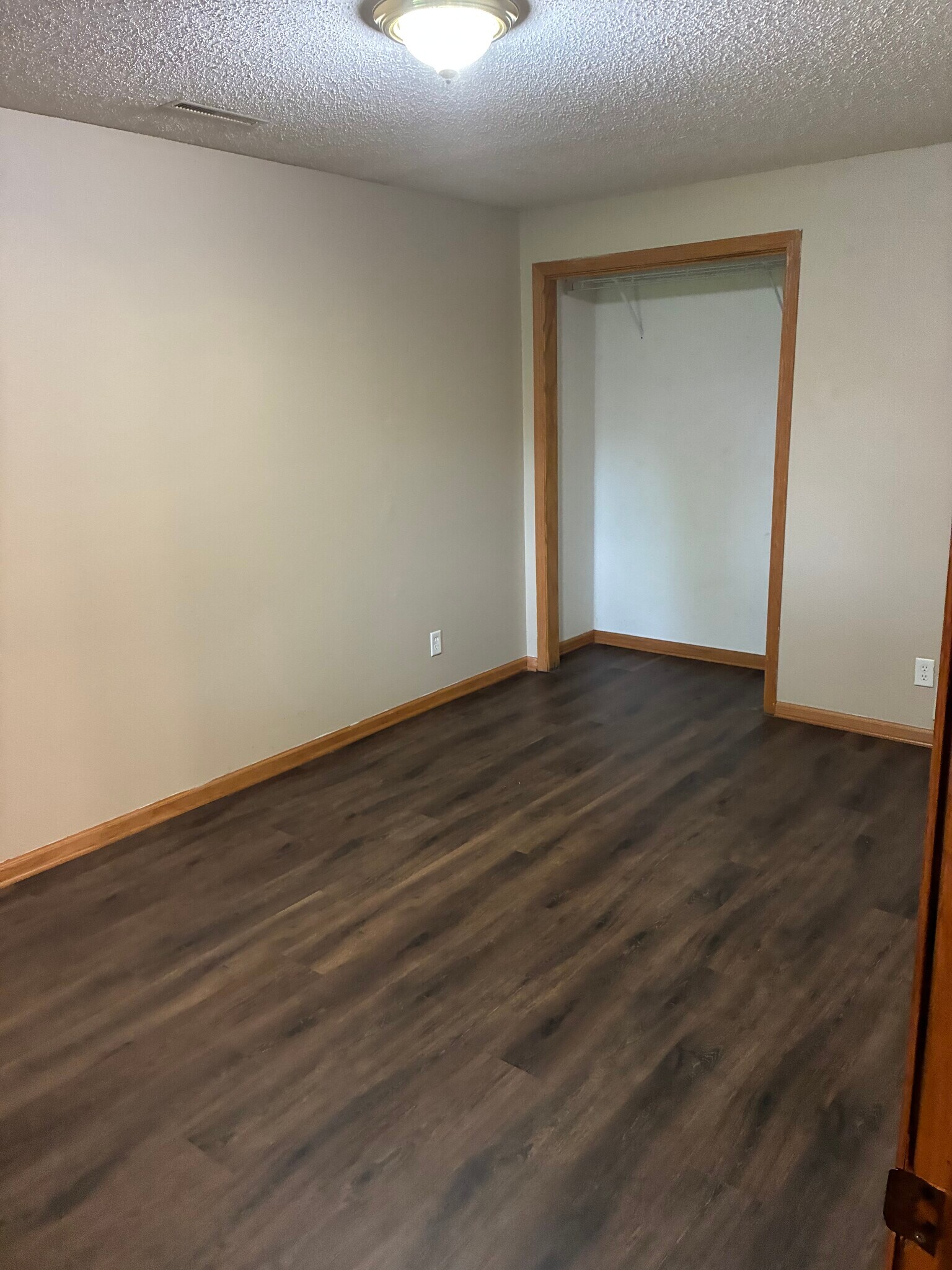 Building Photo - 4541 Twain Cir