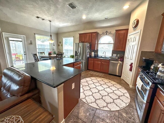 Building Photo - 5011 Logans Landing Ln
