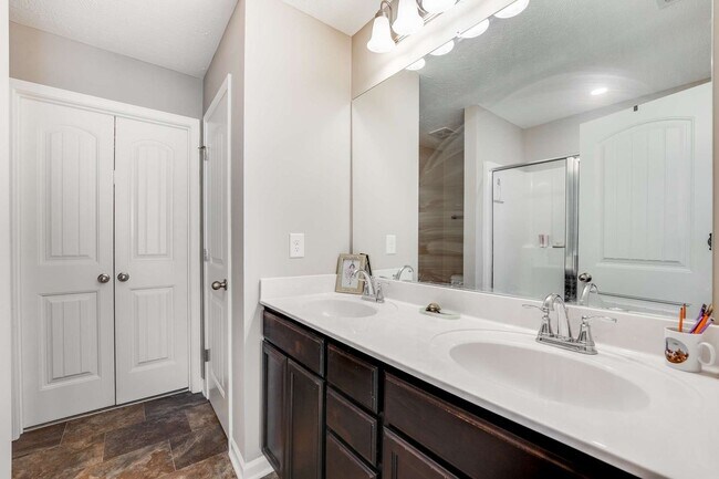 Master Bathroom - 790 Bradburn Village Way