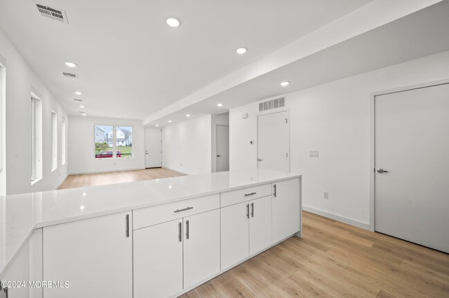 Building Photo - 912 Cookman Ave