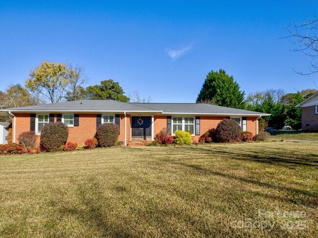 Building Photo - 3409 Oak Tree Trail