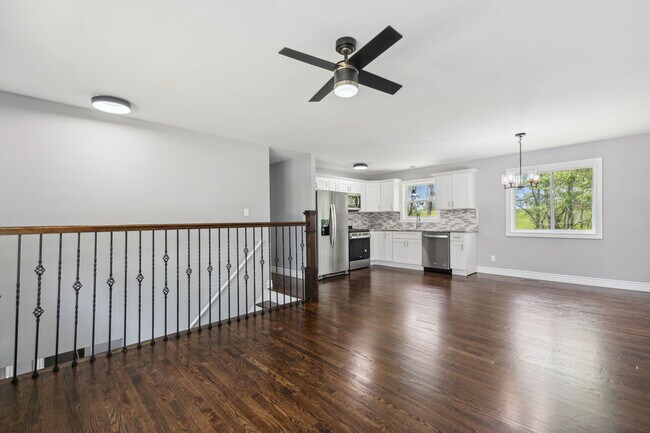 Building Photo - 4641 E 13th Pl