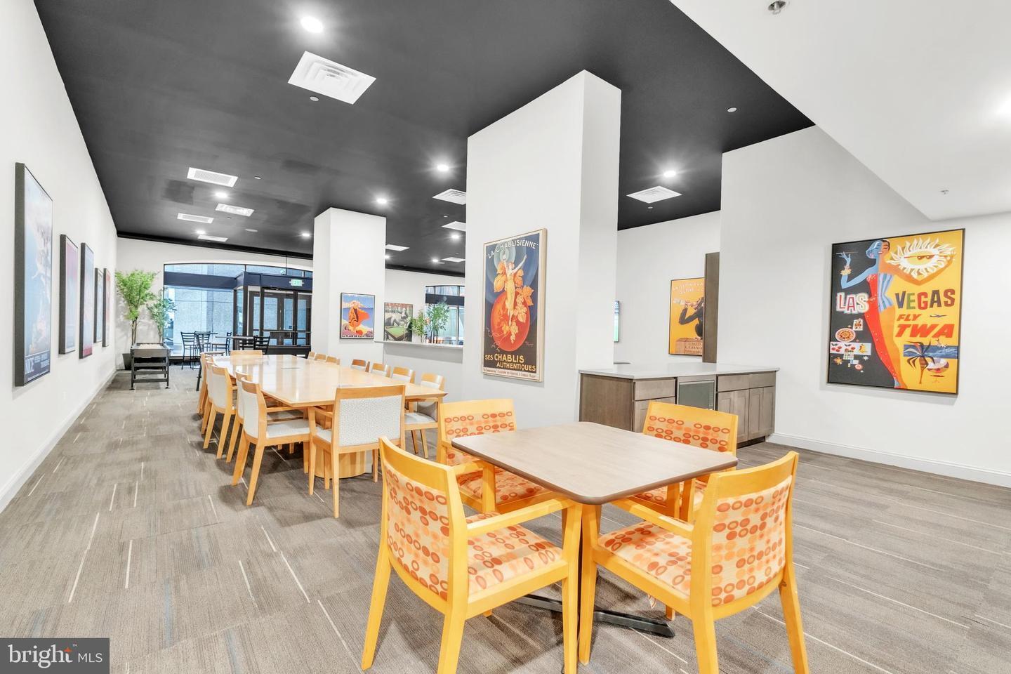 Building Photo - 1801 Market St