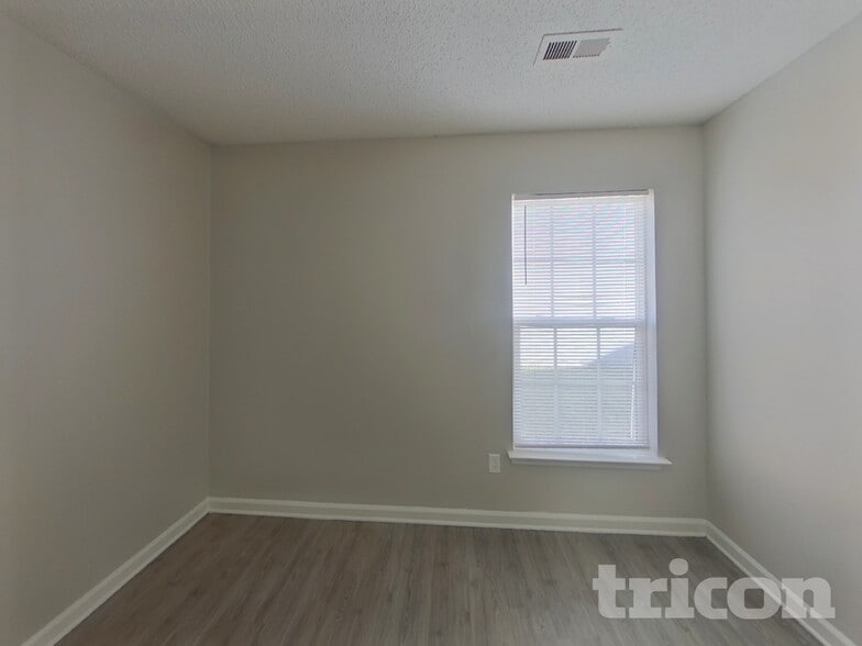 Building Photo - 5243 Moonlight Trail SW