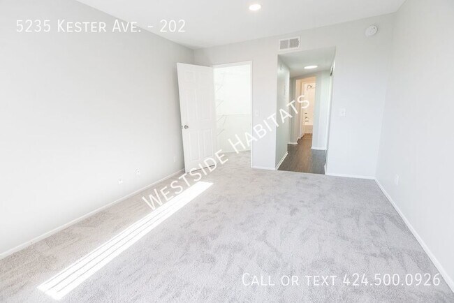 Building Photo - 5235 Kester Ave