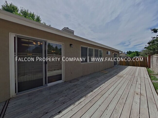 Building Photo - 4198 Vernal Cir