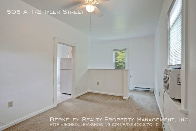 Building Photo - 505 1/2 Tyler Street - A