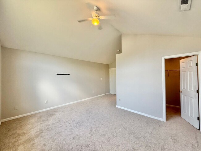 Building Photo - Newly Remodeled 3BD, 2.5BA Raleigh Home wi...