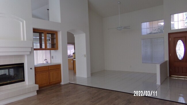 Building Photo - 252 Paseo Del Lago Cir