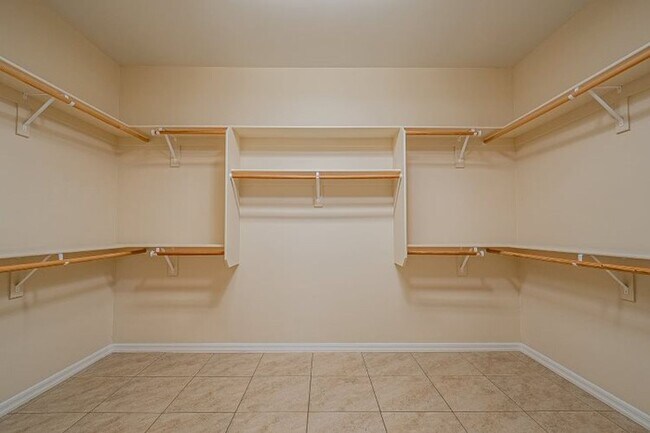 Building Photo - LAS BARRANCAS POOL HOME WITH SOLAR