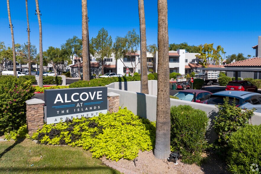 Alcove at the Islands 1300 W Warner Rd Gilbert AZ 85233 Apartment