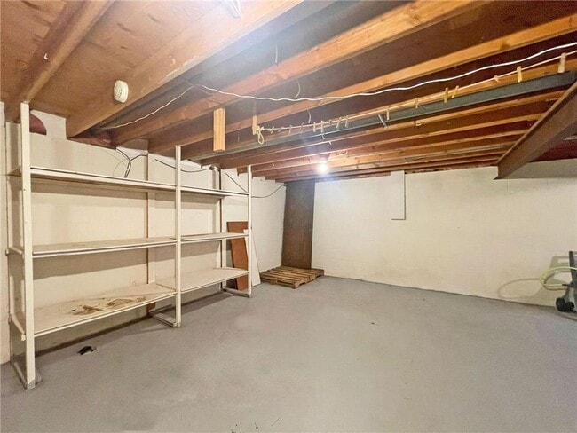 Building Photo - 12940 Exley Ave