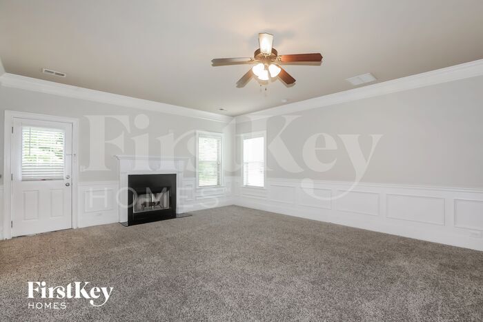 Building Photo - 394 Plymstock Dr