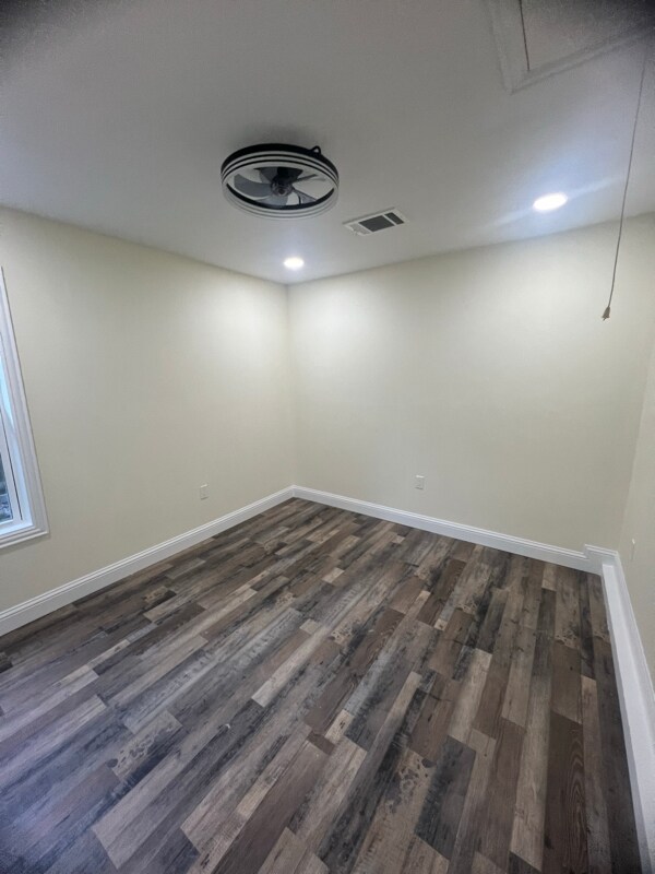 Building Photo - 1607 Lansford Ave