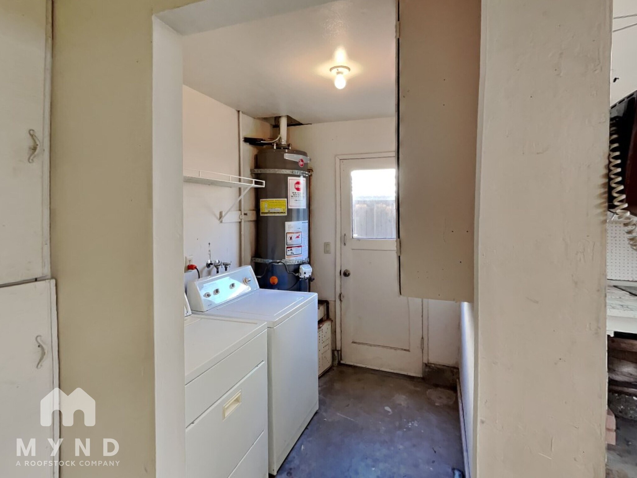 Building Photo - 6107 Vale Ct