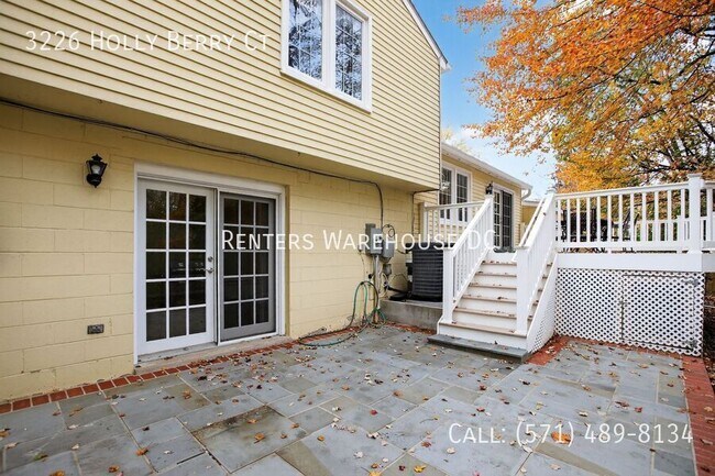 Building Photo - 3226 Holly Berry Ct