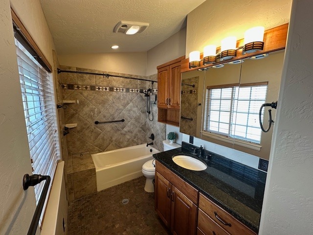 Building Photo - 190 E Main St