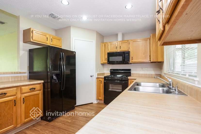 Building Photo - 22614 Powell House Ln