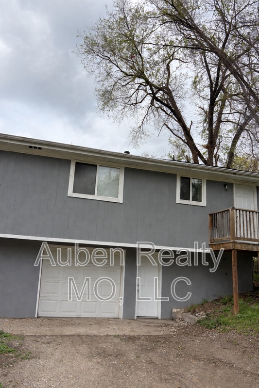 Building Photo - 1821 N 50 Terrace