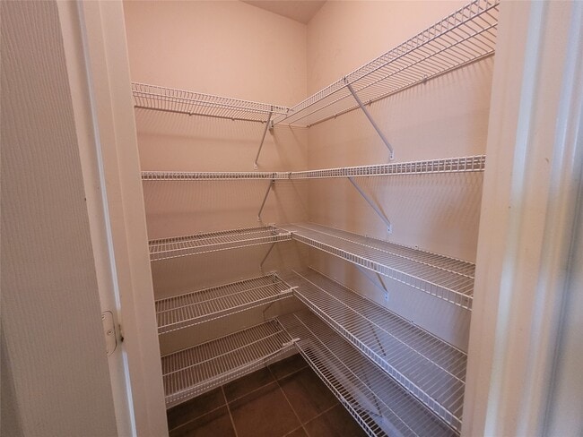 Building Photo - 11826 Fortune Park Dr