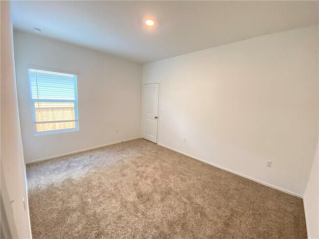 Building Photo - 3608 Lodgepole Dr