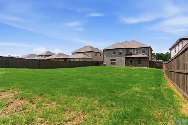 Building Photo - 212 Paladin St