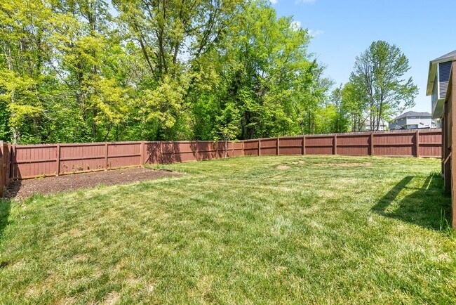 Building Photo - 177 Bonnell Dr