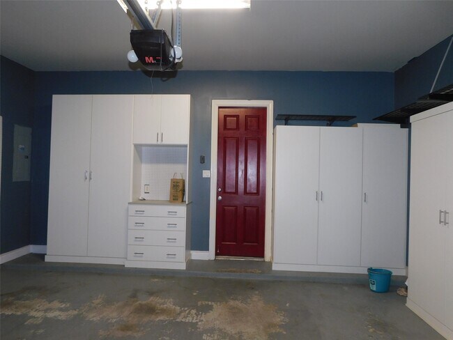 Building Photo - 2615 Starboard Point Dr