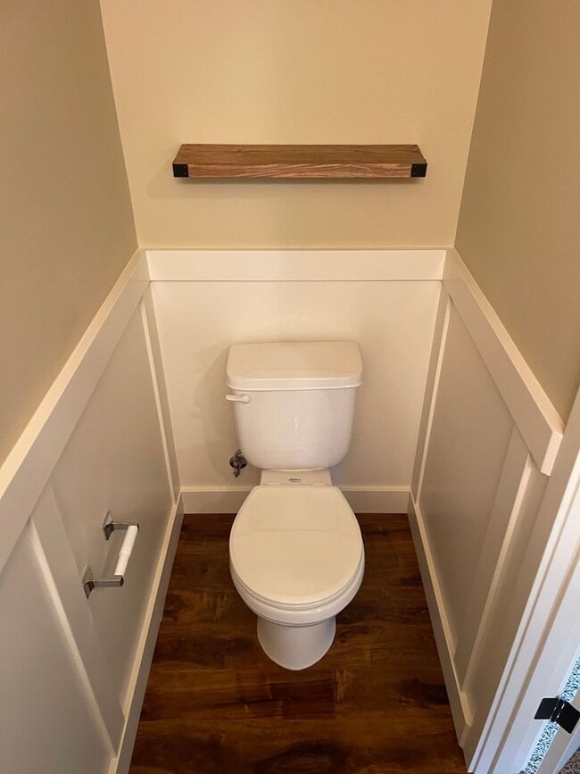 Building Photo - Beautiful 4 Bedroom in a small and exclusive neighborhood