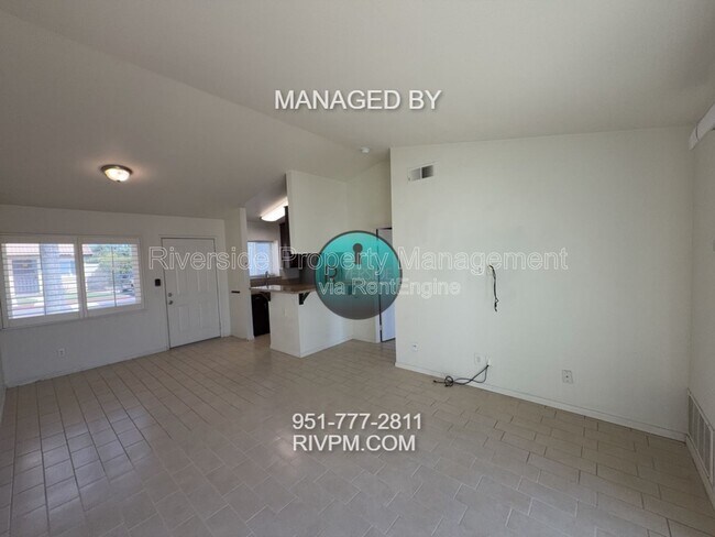 Building Photo - 9505 Arlington Ave