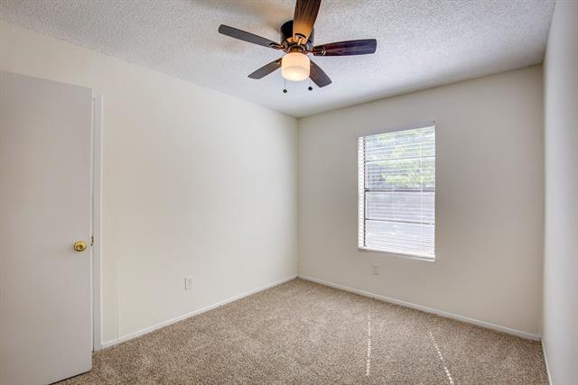 Building Photo - 2441 Sweetwood Dr