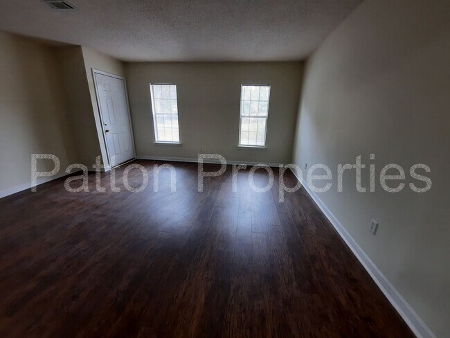 Building Photo - 1833-1835 Kathleen Drive -  Outside CoC -R...