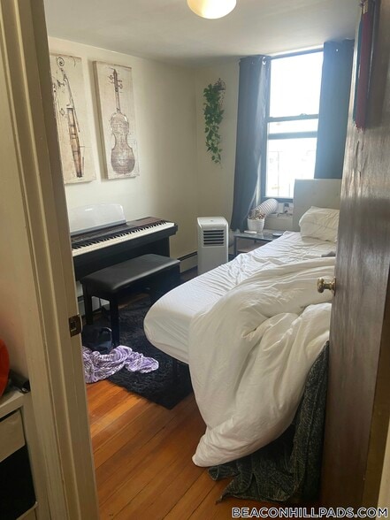 Building Photo - 232 Cambridge St