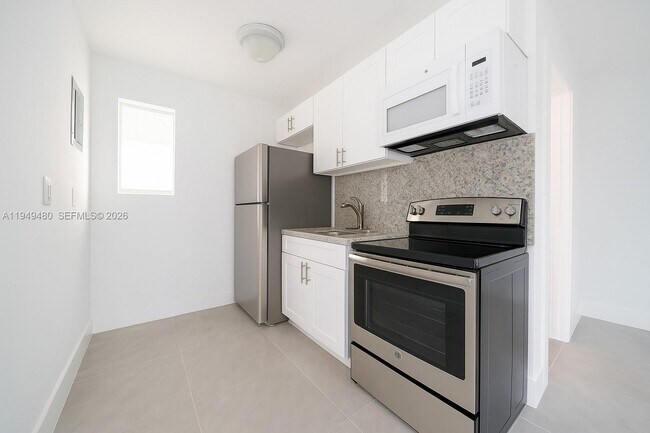 Building Photo - 5740 Mayo St